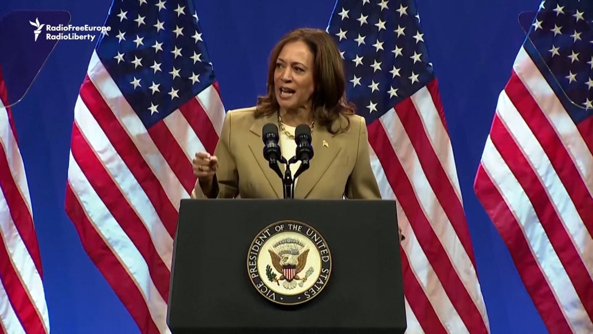 Biden visszalépésével Kamala Harris alelnök került a reflektorfénybe