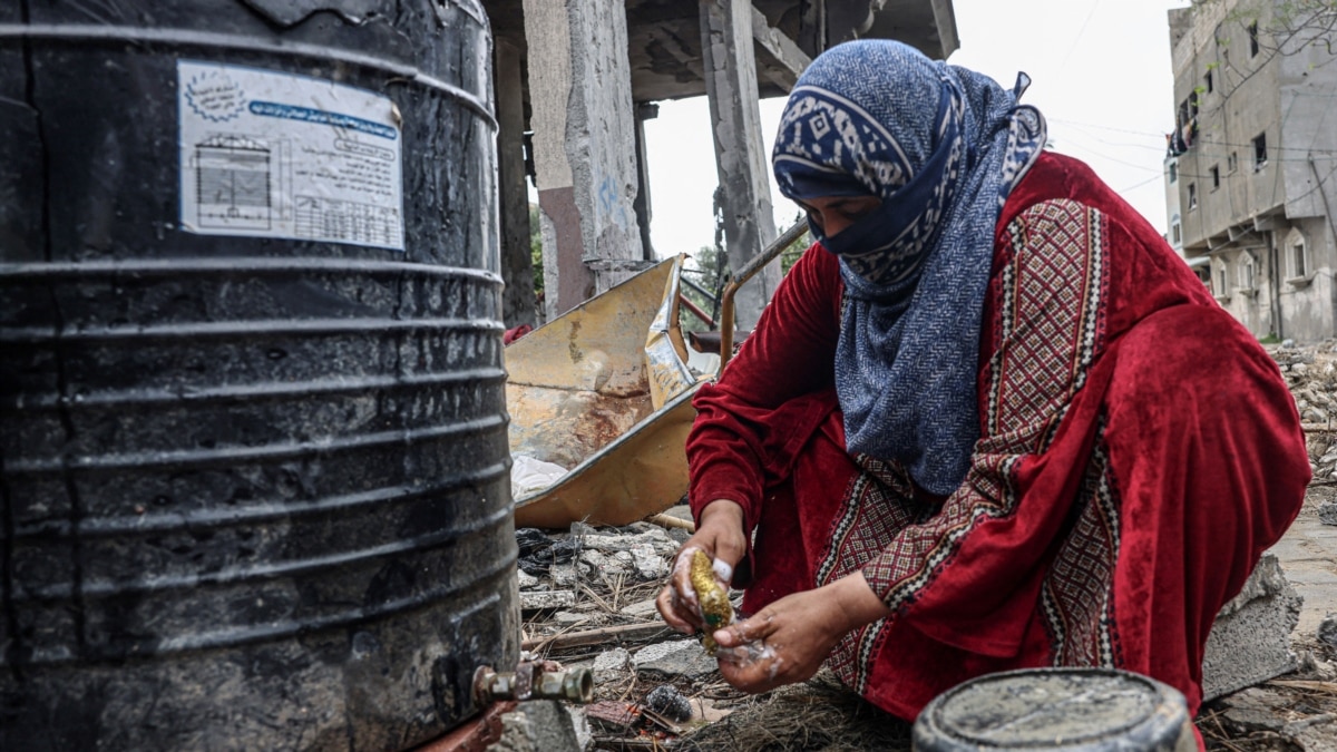 „Két napig nem tudtam enni, aztán azt mondtam magamnak, hogy tovább kell élnem” – hazamennek a tűzszünetben a gázaiak