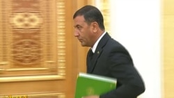 Diňle: Täsirli adamlar korrupsiýany giňeldýär, býujet işgärleri 'nalaýar'