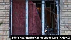 Уламками пошкоджені приватні будівлі. Жертв та постраждалих немає.