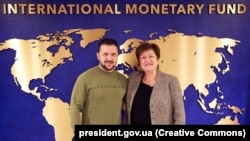 Ukrainian President Volodymyr Zelenskiy (left) and IMF Director Kristalina Georgieva. meet in Washington in December.