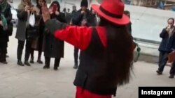 Tans edýan gylaryň wideosyndan alnan bir şekil.