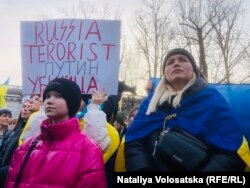 Акція протесту біля російського посольства у Варшаві. Польща, Варшава, 24 лютого 2024 року