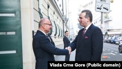 Šefovi diplomatija Hrvatske i Crne Gore Gordan Grlić Radman i Filip Ivanović prilikom nedavnog susreta u Zagrebu