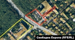 В червено са парцелите, в които попада имот, бивша собственост на Леополд Линдбюхрел. Той е иззет по силата на Закона за предаване в собственост на СССР на германското имущество в България. В жълто е сградата на руското посолство в България.
