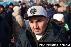 Алматинец Ермек Абдрешов, потерявший зрение во время Январских событий. Алматы, 5 января 2024 года