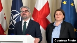 ფოტო არქივიდან: ნიკა გვარამია და ელენე ხოშტარია