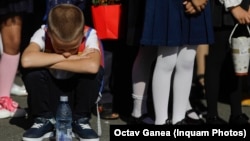 Mulți dintre elevii români care sunt victime ale unor abuzuri de orice fel la școală se tem să spună profesorilor sau părinților prin ce au trecut. 