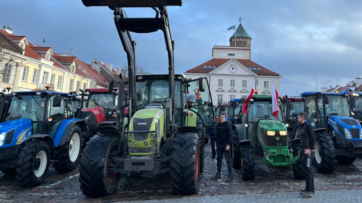 Польська сторона запевнила, що фермери-страйкарі не блокуватимуть рух повністю – посол України