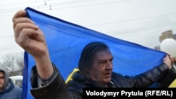 Леонид Терлецкий, украинский крымский активист на митинге в Симферополе против российской оккупации Крыма, 7 марта 2014 года