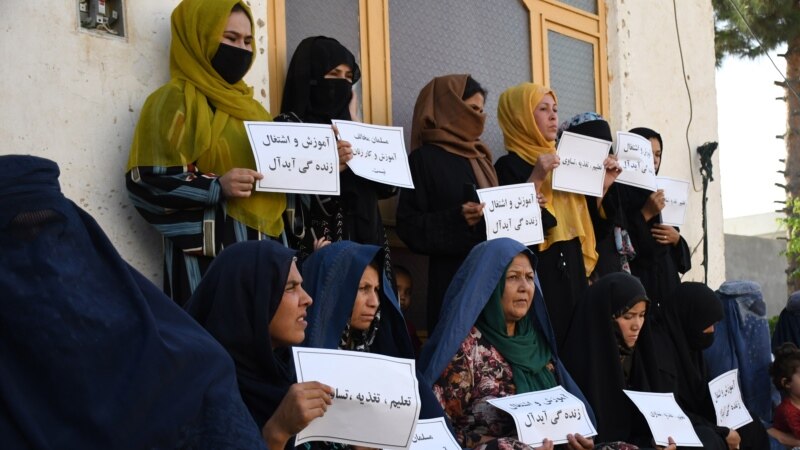 انتقاد دیده‌بان حقوق بشر از واکنش جهانیِ «ضعیف» به بحران حقوق زنان در افغانستان 