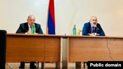 Armenia - Prime Minister Nikol Pashinian meets with residents of Voskepar, March 18, 2024.