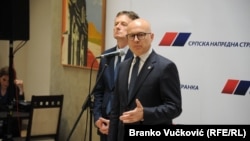 Министерот за одбрана на Србија и претседател на Српската напредна партија (СНС) Милош Вучевиќ