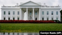 За даними агентства Reuters, яке посилається на високопосадовця в адміністрації президента США, зустріч тривала близько п’яти годин