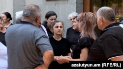 Armenia - Relatives of fallen Karabakh soldiers rally outside the Armenian government building, July 11, 2024.