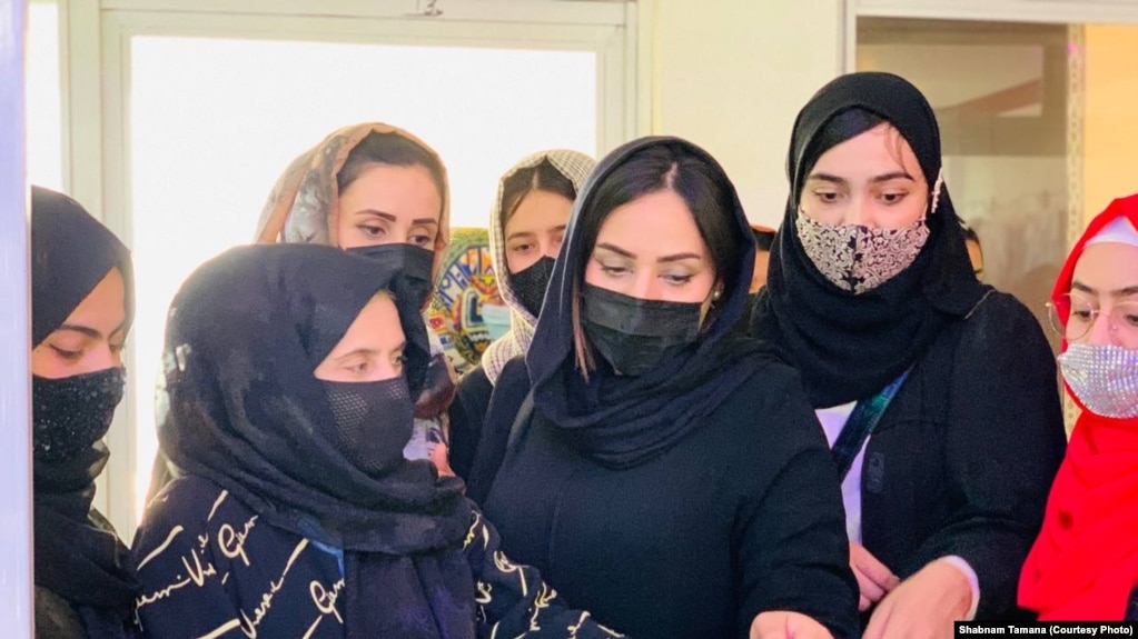 عکس از ارشیف