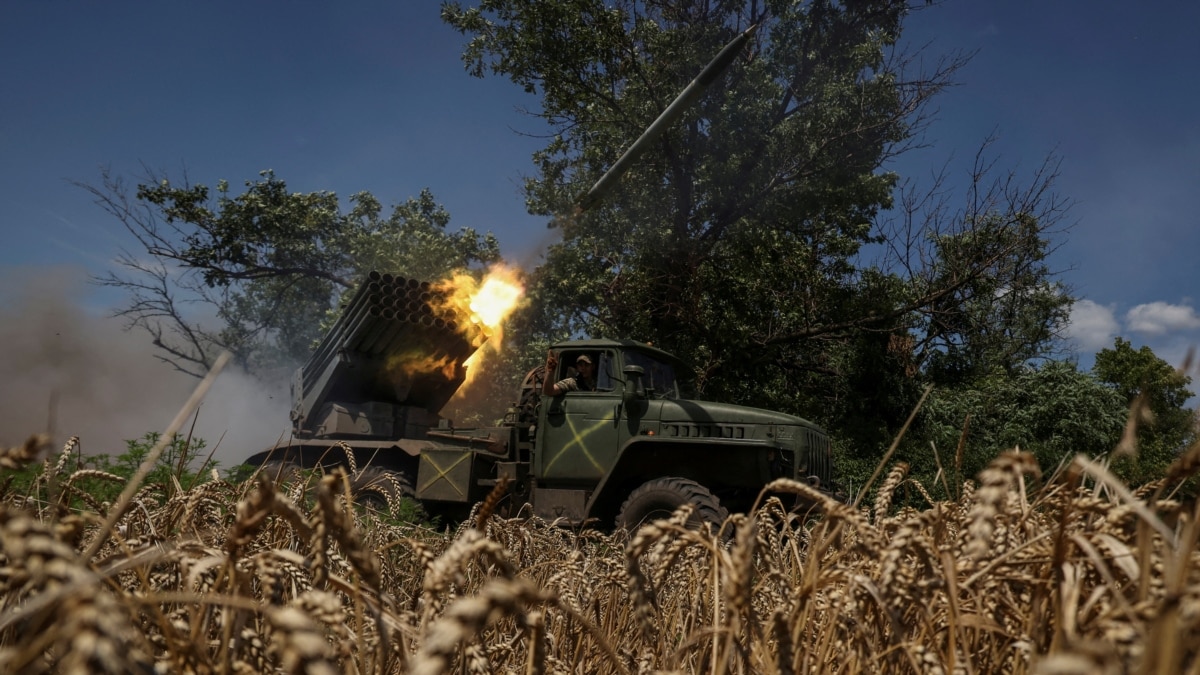 Сили оборони продовжують стримувати російський наступ на п’яти напрямках – Генштаб
