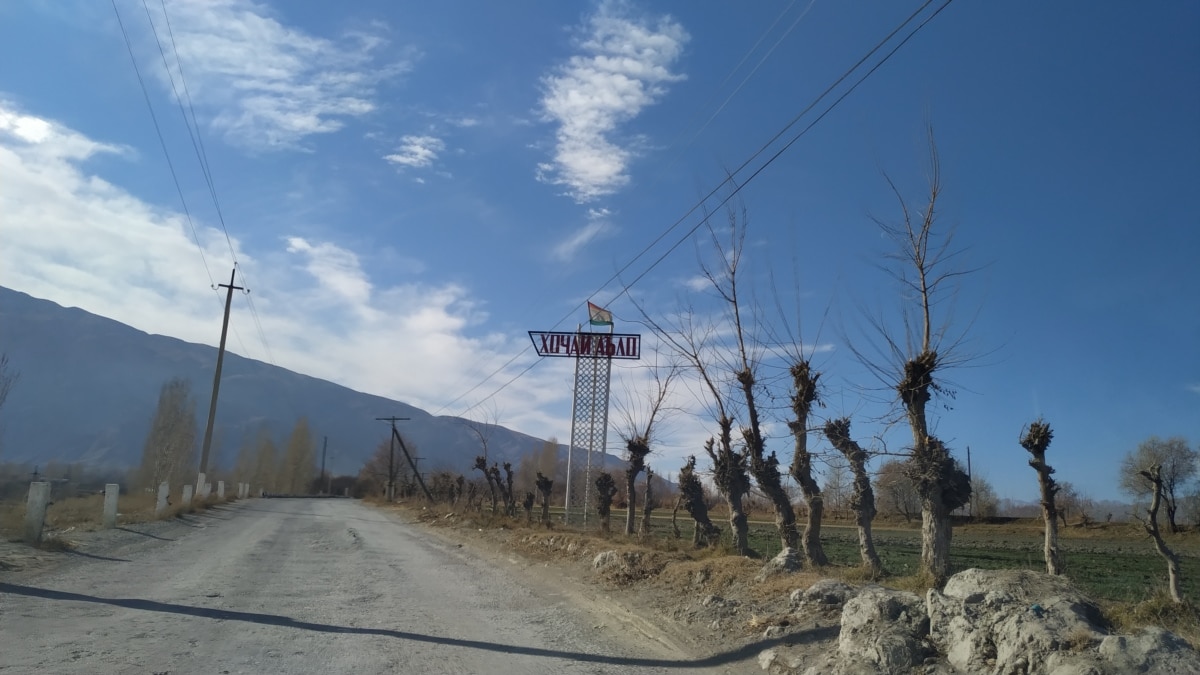 Kyrgyzstan Says Border With Tajikistan Can Reopen 'Gradually' After  Delimitation Work