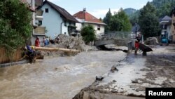 Vlada još procjenjuje štetu, ali kaže da bi ona mogla iznositi nekoliko milijardi evra, posljedice poplava u opštini Crna Koruška, Slovenija, 7. avgust 2023. godine