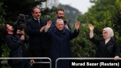 Turski predsednik Redžep Tajip Erdoan obraća se pristalicama posle objavljivanja nezvaničnih rezultata, Istanbul 28. maj 2023.