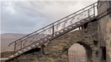 Бетонная лестница в Тирском монастыре