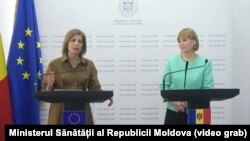 Imagine de la conferința de presă susținută de ministrul Sănătății, Ala Nemerenco (dreapta) și comisarul european pentru Sănătate și Siguranță Alimentară, Stella Kyriakides, urmare a semnării acordului privind achizițiile publice în domeniul sănătății.