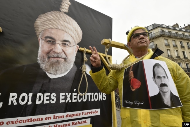 اعتراضات در پاریس علیه سفر حسن روحانی رئیس‌جمهور وقت ایران