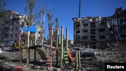 Ráadás-rakétacsapás Pokrovszkban: civilek, majd az őket mentők haltak meg
