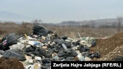 Pamje prej deponisë së mbeturinave në Vizbeg.