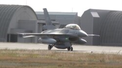 VIDEO avioane f16 in Romania