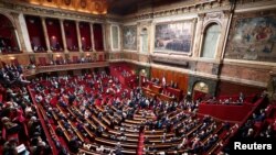 Сьогодні документ розглянула нижня палата парламенту Франції, завтра це має зробити верхня. Фото ілюстративне