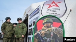 Російські офіцери ставляться до мобілізованих з окупації, як до ресурсу, який не шкода буде витратити, кажуть місцеві