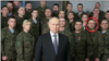 Dumitru Miron a fost identificat printre militarii alături de care președintele rus, Vladimir Putin, și-a ținut discursul de Revelion în 2022. 