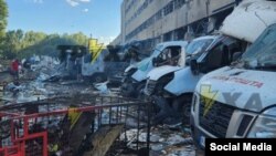 საილუსტრაციო ფოტო. 30 ივნისს რუსეთის საავიაციო დარტყმის შედეგად ფოსტის შენობა დაზიანდა უკრაინის ქალაქ ხარკოვში.