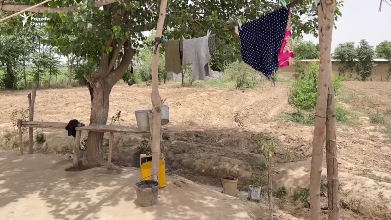 Жители Кангурта многие годы живут без доступа к питьевой воде 
