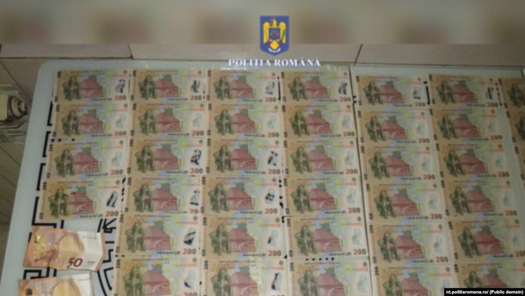 Poliția din Neamț a confiscat sume importante de bani în euro și lei.