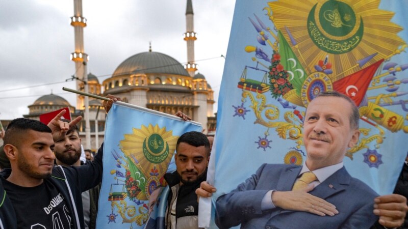 Ердоган прогласи победа во вториот круг од изборите во Турција