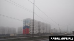 Новые, но пустующие дома в Мариуполе. Украина, январь 2024 года