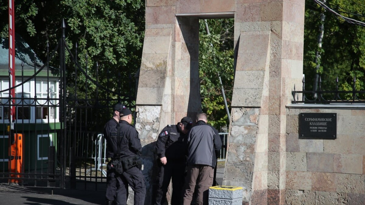 In St. Petersburg, cemeteries were cordoned off, probably because of the funeral of PMC leaders