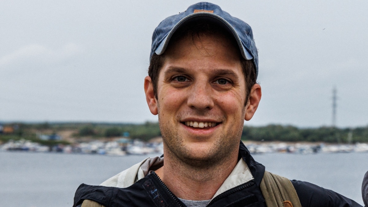 Russian Independent Journalists Call For Release Of WSJ Reporter - Vimarsana News