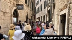 Turisti u starom gradu Kotor, 22.jun 2023.