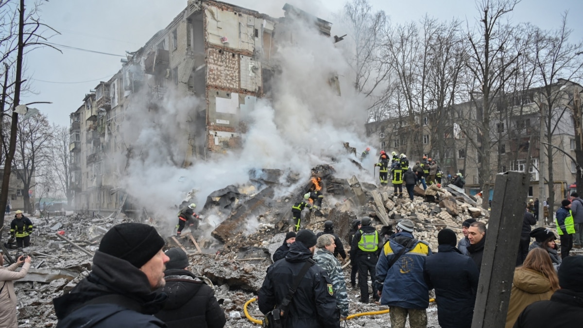 «Україна потребує підтримки Заходу саме зараз» – посол США після ранкових атак РФ