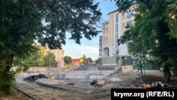 Строительство многофункционального спортивно-развлекательного комплекса на улице Воровского в Симферополе. Крым, июнь 2024 года.