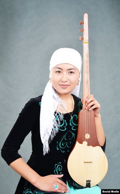 Үлкен сиськи бар арық порно секс видео