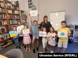 Зустріч українських біженок із дітьми у Польщі, організатором якої став проєкт Радіо Свобода «Ти Як?»