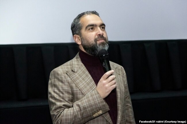 Preotul Ciprian Mega a regizat 21 de rubini