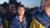 Украинские военнопленные, вернувшиеся домой в результате обмена 25 июня