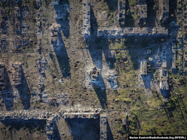 The Russian Army recently managed to capture an eastern district of Chasiv Yar and is pushing up against a water canal that Ukrainian troops are trying to defend.