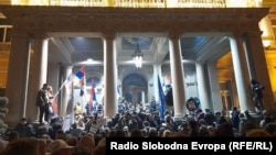 Serbian opposition leaders trying to enter the Belgrade Assembly during the seventh protest demanding the annulment of election results due to allegations of election theft on December 24.
