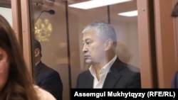 Бизнесмен Кайрат Боранбаев во время суда по его делу. 31 марта 2023 года